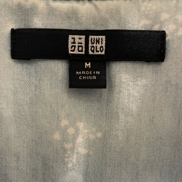 Uniqlo - button down shirt / size: M / washed light blue / white floral - Picture 8 of 8